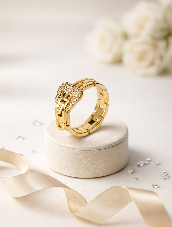 ✨ Anel regulável modelo fivela banhado a Ouro 18k