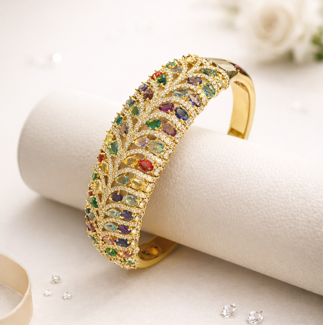 ✨Bracelete luxuoso cravejado em pedras zircônia coloridas, peça em Ouro 18k