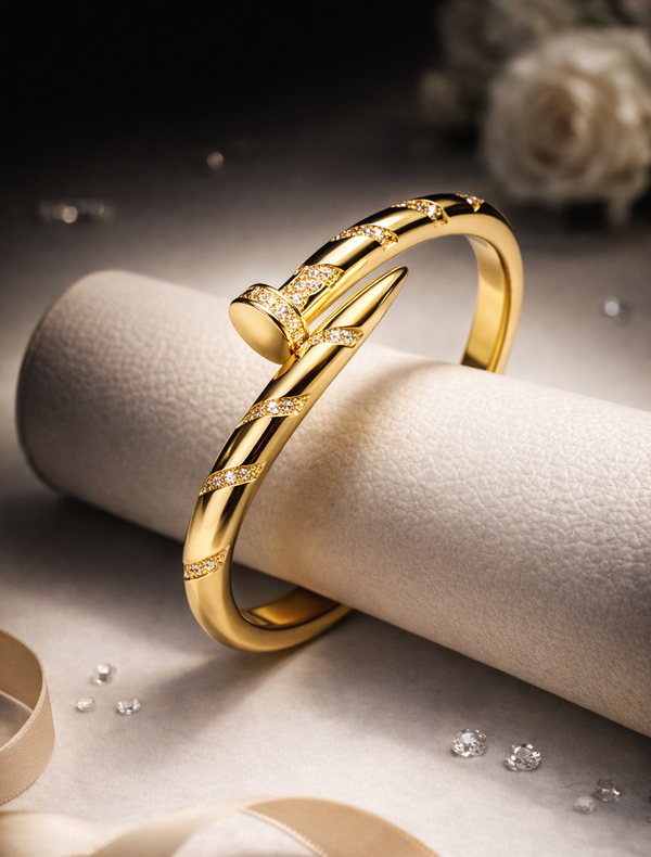 ✨ Bracelete articulado com detalhes cravejados em Ouro 18k